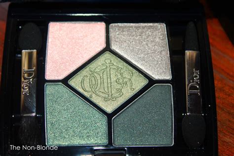 dior グリーン|Dior green eyeshadow.